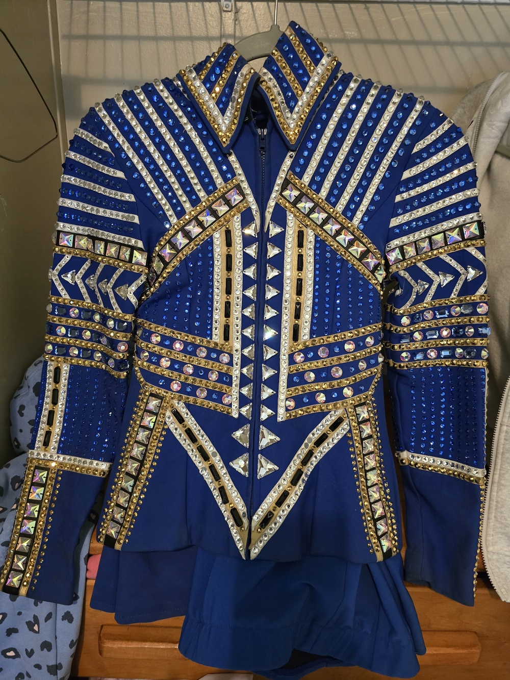 Stunning Blue And Gold Showmanship Suit Youth Size 8-12